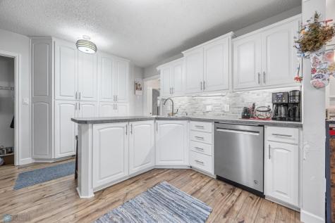 1439 10th Street S Fargo ND 58103