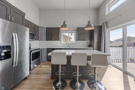 5894 58th Avenue S Fargo ND 58104