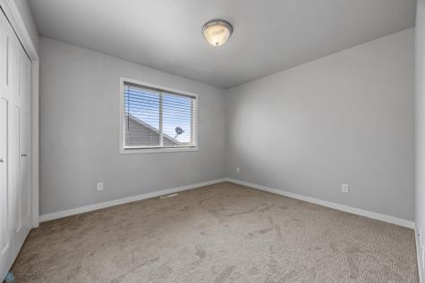 5894 58th Avenue S Fargo ND 58104