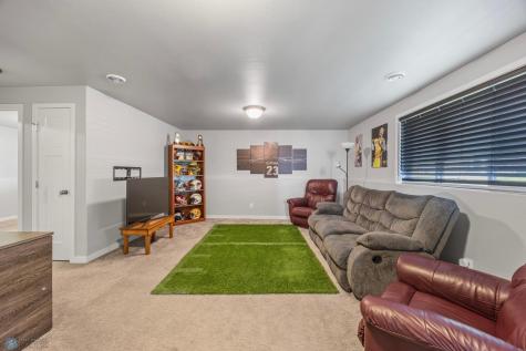 5894 58th Avenue S Fargo ND 58104