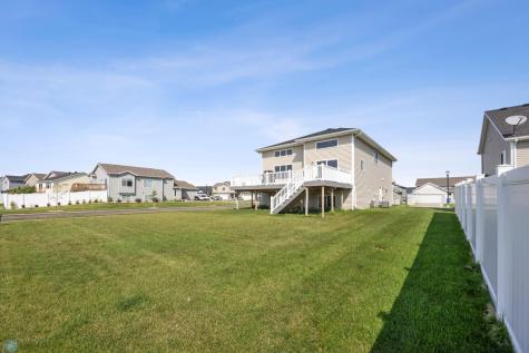 5894 58th Avenue S Fargo ND 58104