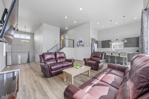 5894 58th Avenue S Fargo ND 58104