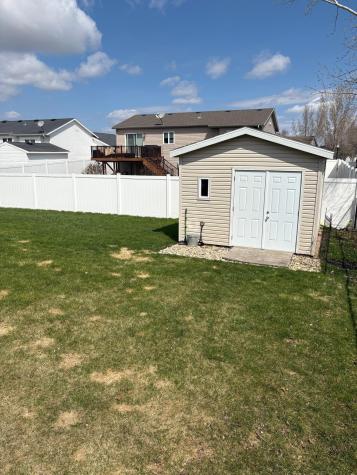 4357 46th Avenue S Fargo ND 58104
