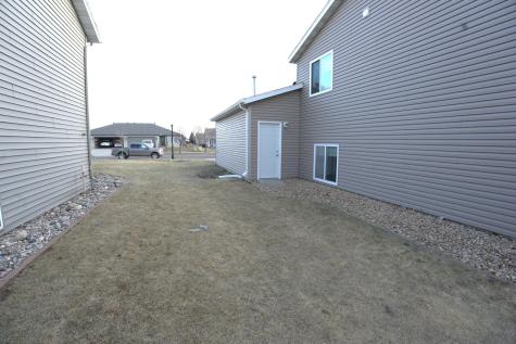 4357 46th Avenue S Fargo ND 58104