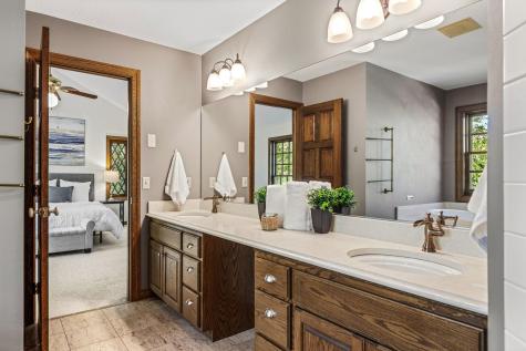 13620 Gurney Path Apple Valley MN 55124