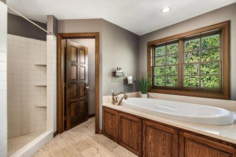 13620 Gurney Path Apple Valley MN 55124