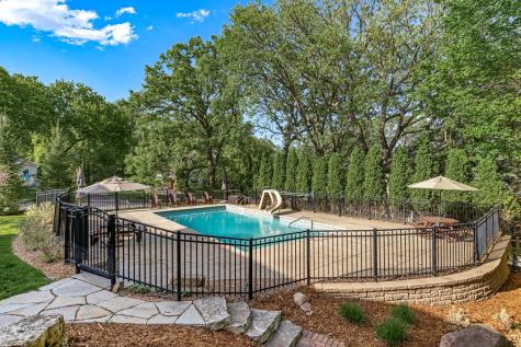 13620 Gurney Path Apple Valley MN 55124