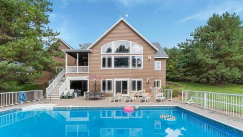 3191 Crestwood Drive NE Alexandria MN 56308
