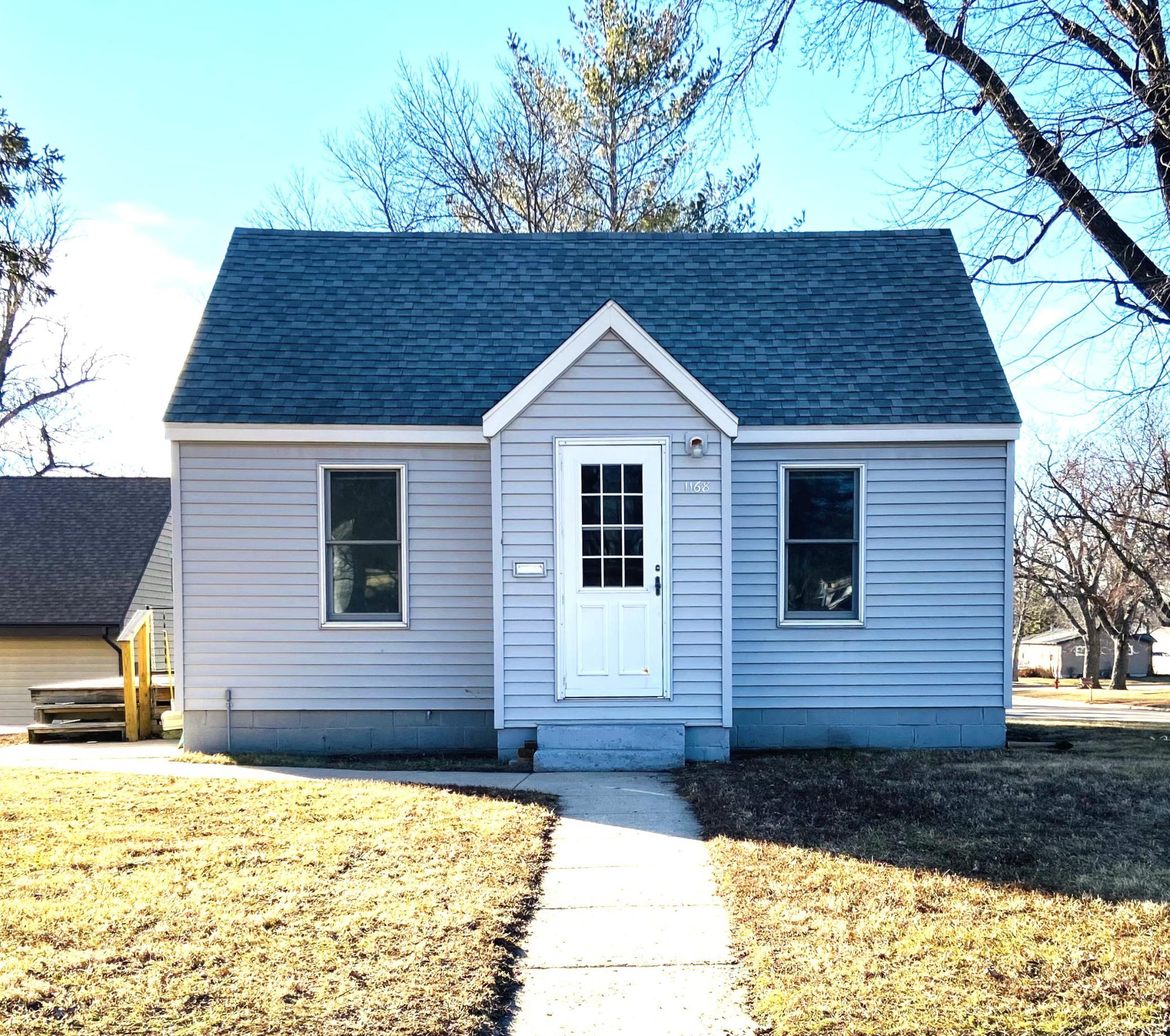 1168 Prospect Avenue Windom MN 56101
