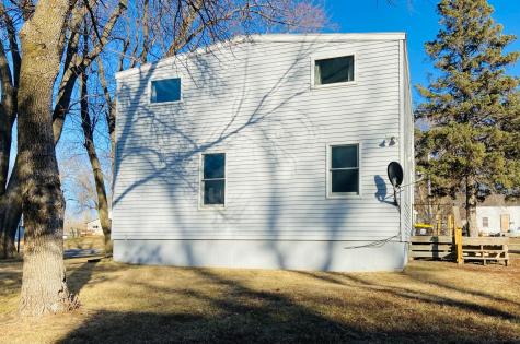 1168 Prospect Avenue Windom MN 56101