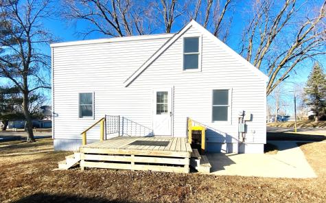 1168 Prospect Avenue Windom MN 56101