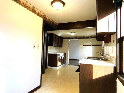 1168 Prospect Avenue Windom MN 56101