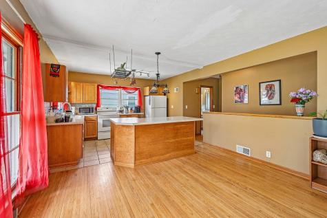 113 Central Street Le Sueur MN 56058