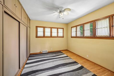 113 Central Street Le Sueur MN 56058