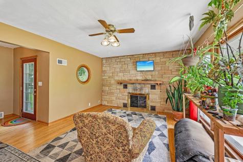 113 Central Street Le Sueur MN 56058
