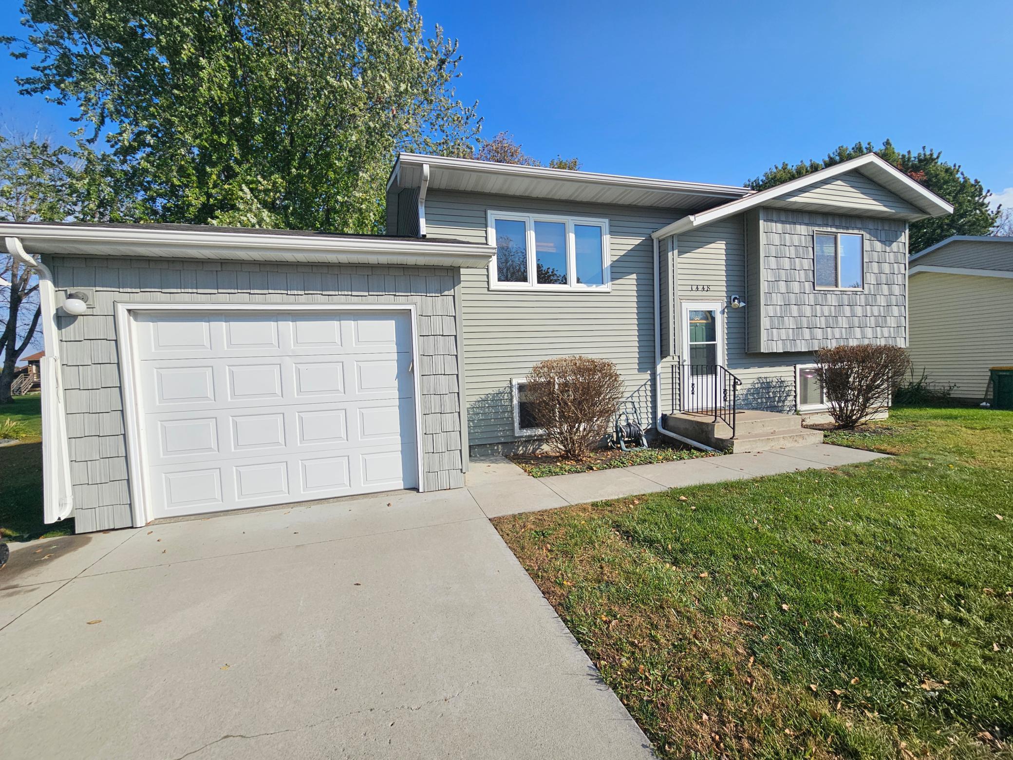 1448 13th Street N Wahpeton ND 58075