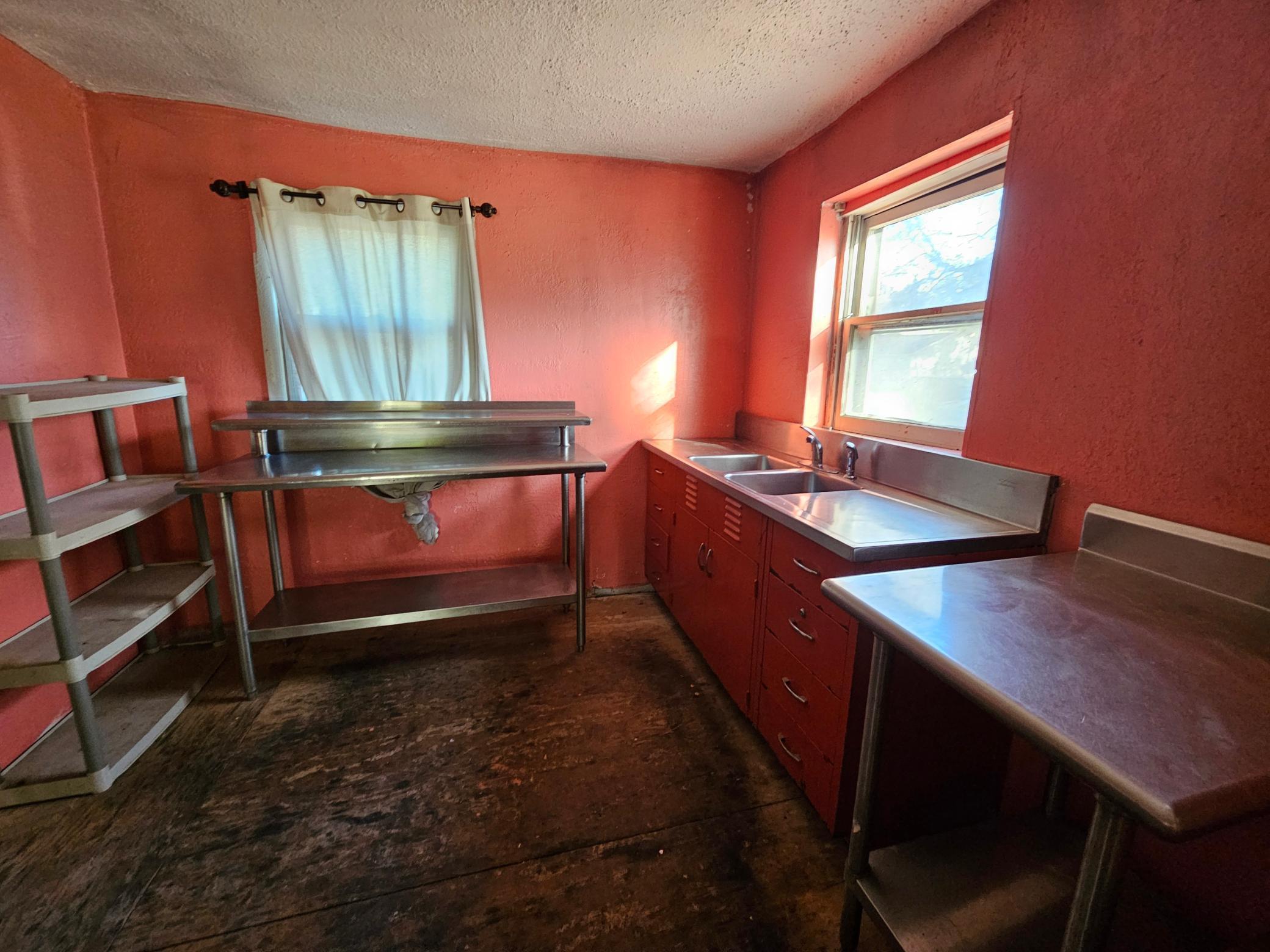 715 S 1st Avenue Albert Lea MN 56007