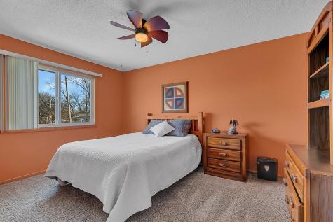 7998 E River Road Fridley MN 55432