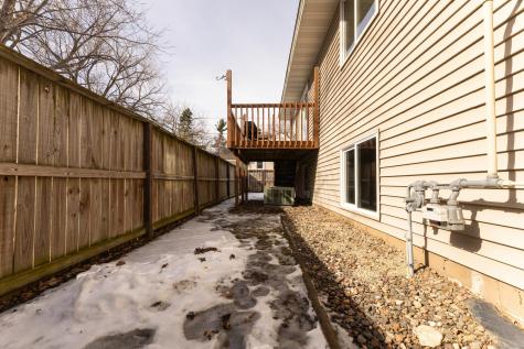 7998 E River Road Fridley MN 55432