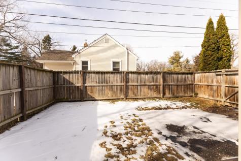 7998 E River Road Fridley MN 55432