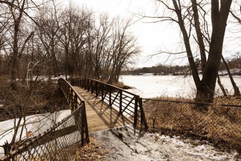 7998 E River Road Fridley MN 55432
