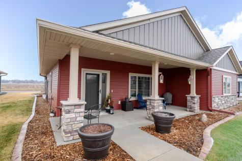 1922 Sandstone Loop S Sartell MN 56377