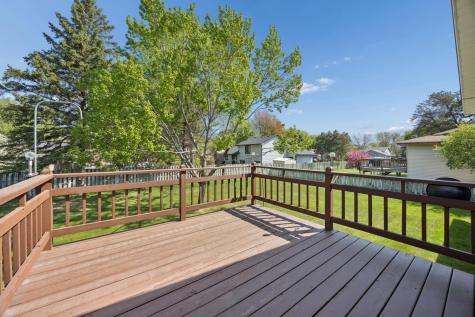 653 121st Lane NW Coon Rapids MN 55448