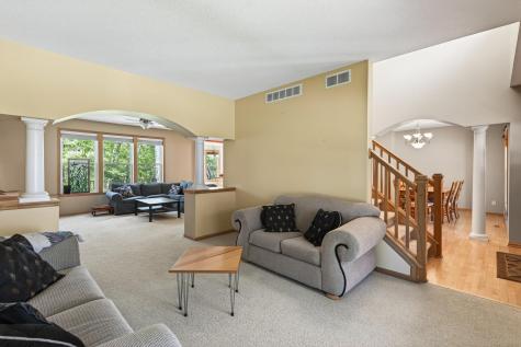 655 Lexie Court Eagan MN 55123