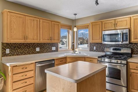 3517 99th Avenue N Brooklyn Park MN 55443