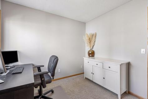 3517 99th Avenue N Brooklyn Park MN 55443