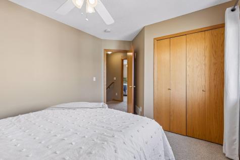 3517 99th Avenue N Brooklyn Park MN 55443