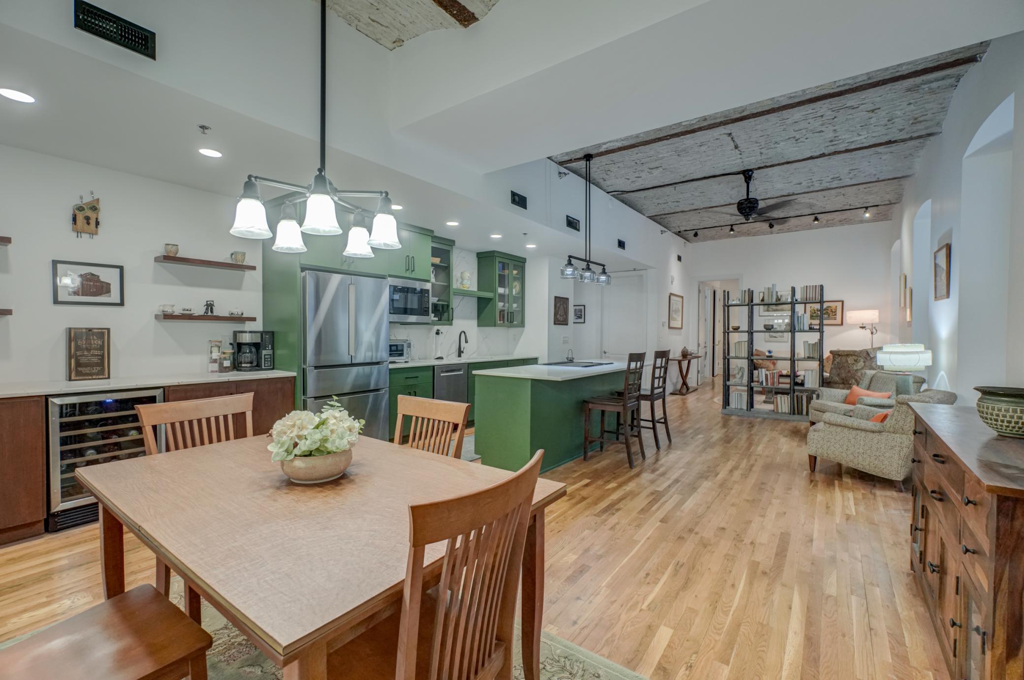 300 Wall Street Saint Paul MN 55101