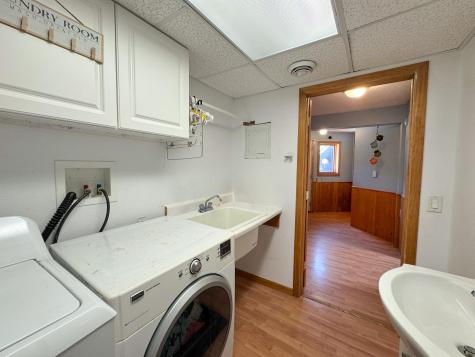 110 Velkommen Street NE Staples MN 56479