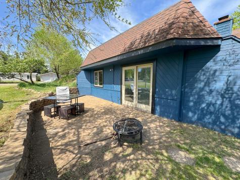 110 Velkommen Street NE Staples MN 56479