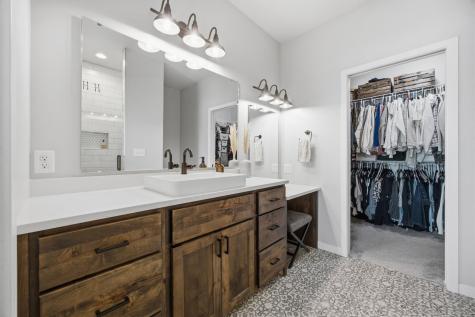 2943 Prairie Farms Circle S Fargo ND 58104