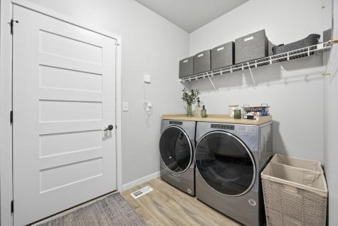 2943 Prairie Farms Circle S Fargo ND 58104