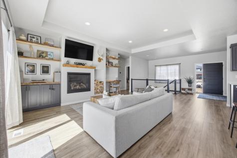 2943 Prairie Farms Circle S Fargo ND 58104