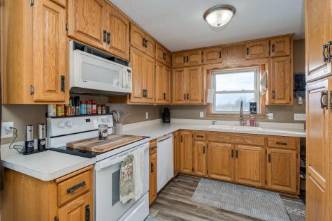 57821 300th Street Winthrop MN 55396