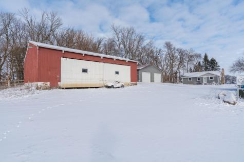 57821 300th Street Winthrop MN 55396