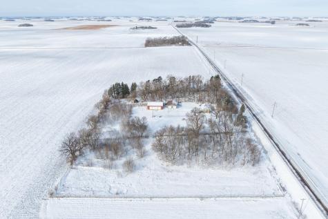 57821 300th Street Winthrop MN 55396