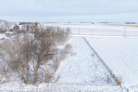 57821 300th Street Winthrop MN 55396