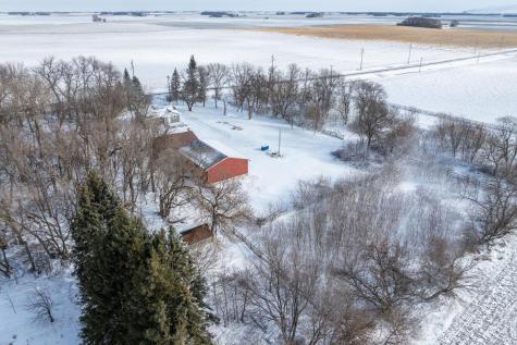 57821 300th Street Winthrop MN 55396