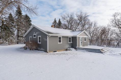 57821 300th Street Winthrop MN 55396