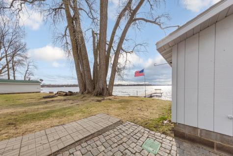 945 Reed Street N Waterville MN 56096