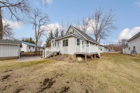 945 Reed Street N Waterville MN 56096