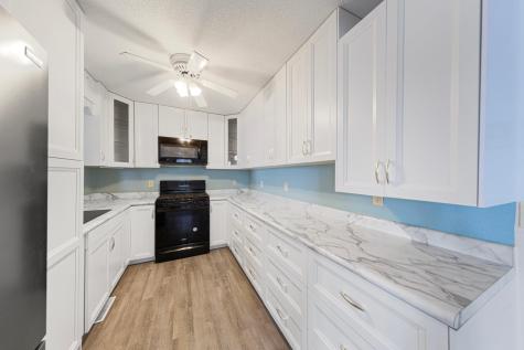 945 Reed Street N Waterville MN 56096