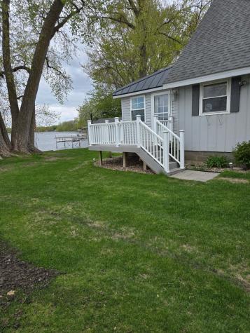 945 Reed Street N Waterville MN 56096