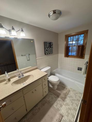 521 7th Avenue NE Waseca MN 56093