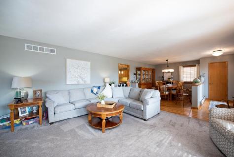 521 7th Avenue NE Waseca MN 56093