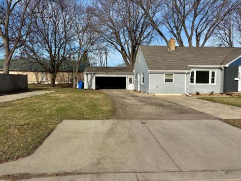 604 7th Avenue SW Pipestone MN 56164